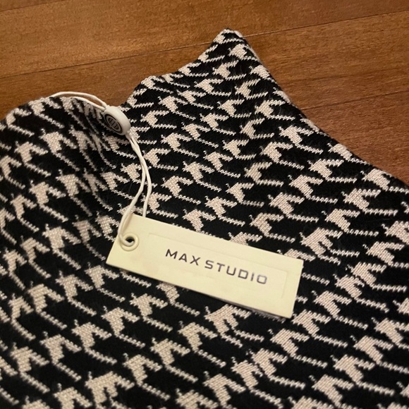NWT Max Studio Knit Skirt - Picture 4 of 5